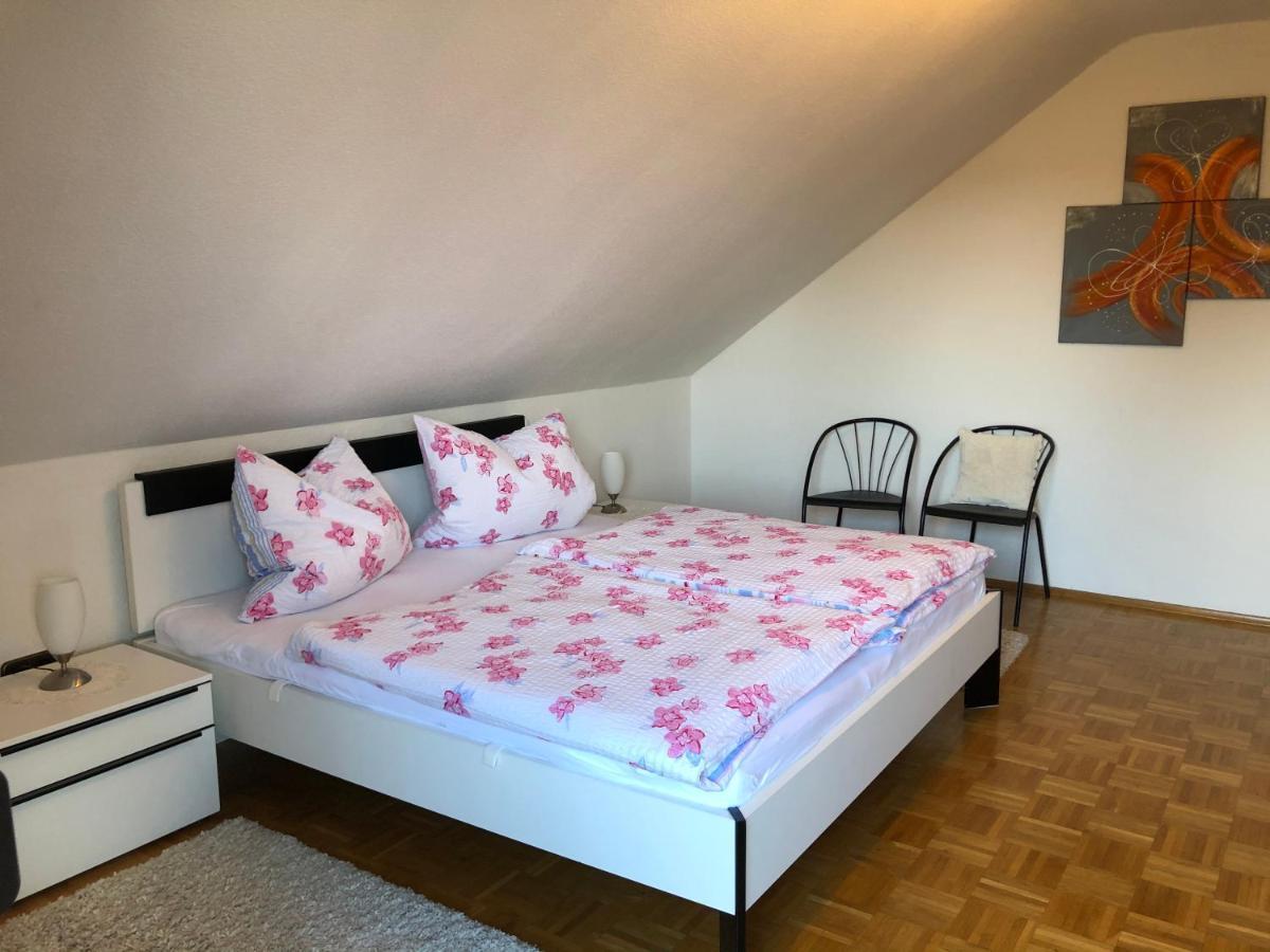 Nickel Haus Apartment Edenkoben Luaran gambar